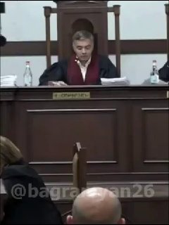 Заседание Конституционного суда Армении, обсуждение подсчёта голосов